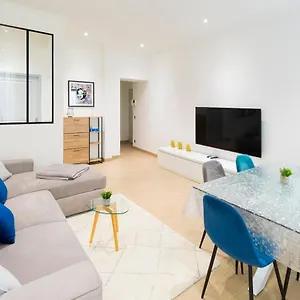  Apartment Jardin Des Muses - 2 Pieces - Parking Carre D'or France